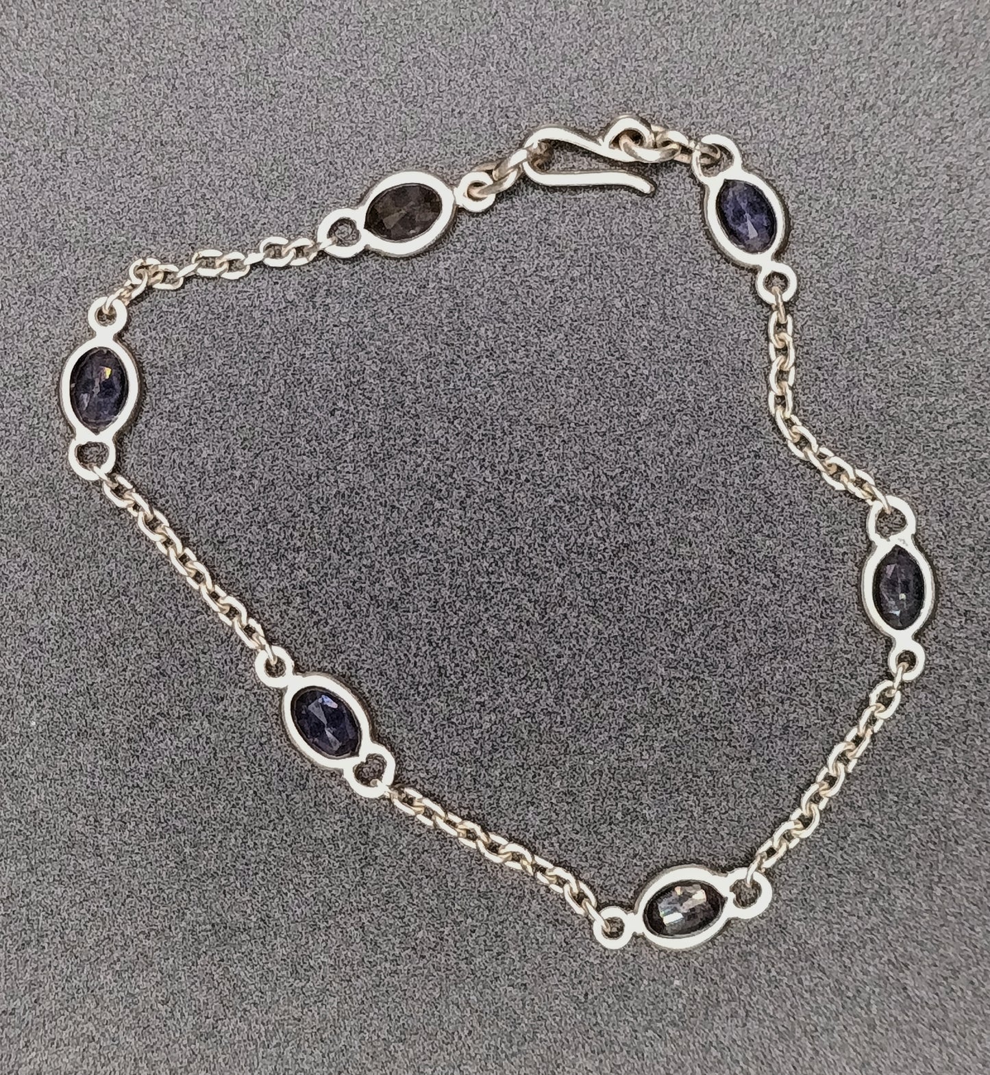 Bracelet "Fahadiovam-po"
